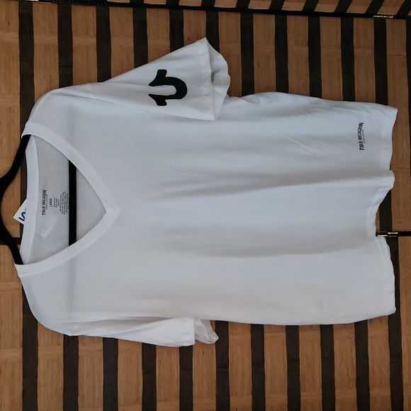 NWT! True religion tshirt - Picture 1 of 5